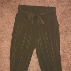 High-Waisted Green Tie Pants